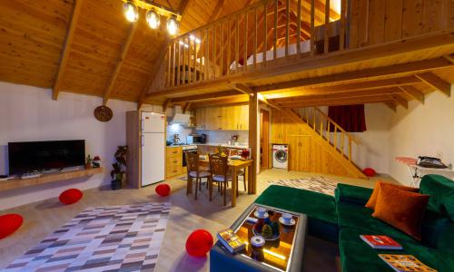 Villa Mentes — 13