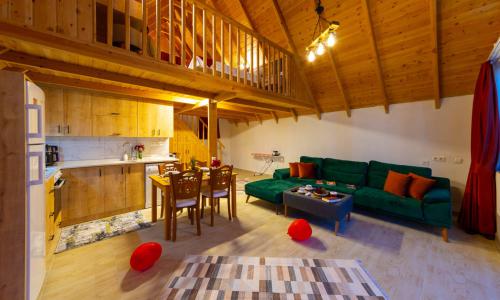 Villa Mentes — 15