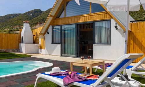 Villa Mentes — 11