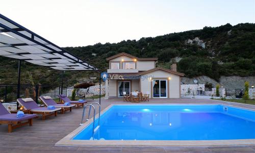 Villa Medis 1 — 2