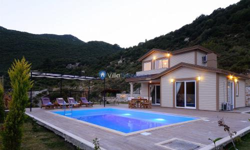 Villa Medis 1 — 3