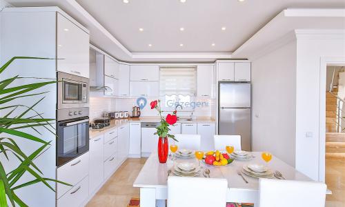 Villa Özge Üzümlü — 18