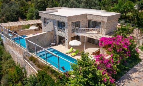 Villa Narin 2 — 1