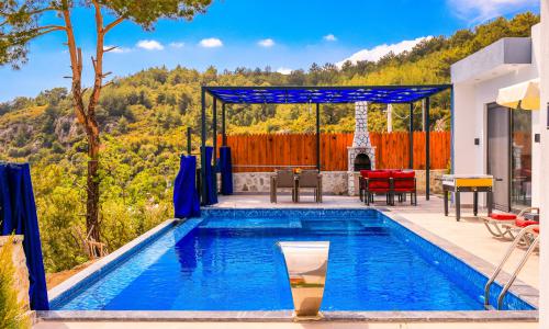 Villa Karnaval — 14