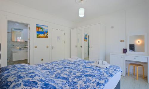 Villa Polo Two — 54