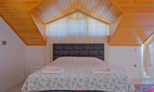 Villa Polo Two — 63