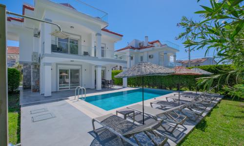 Villa Polo Two — 11