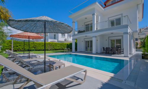Villa Polo Two — 1