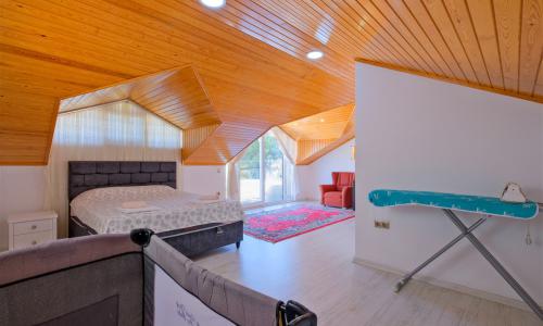 Villa Polo One — 70