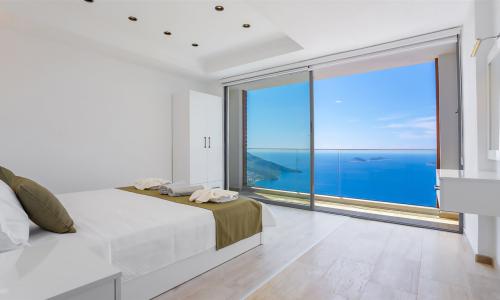 Villa Royal — 48