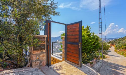 Villa Royal — 23