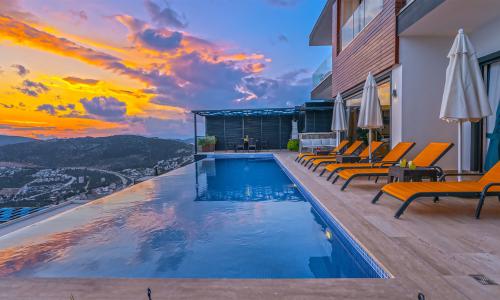 Villa Royal — 26