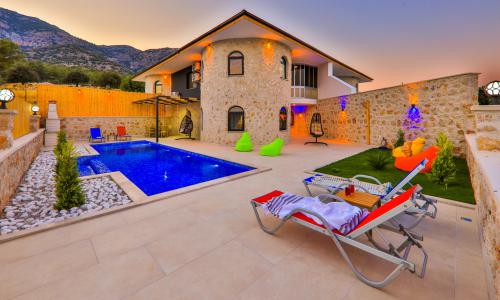 Villa Sandak 2 — 1