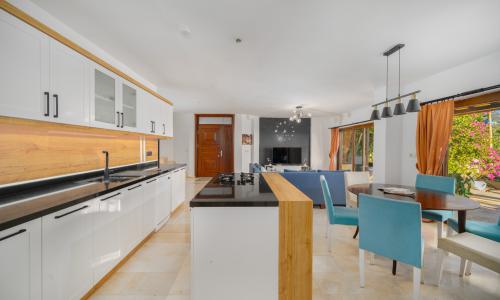 Villa Seas The Day — 28