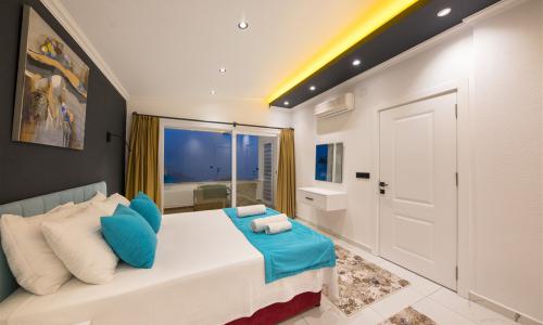 Suit Emir Akbel — 28