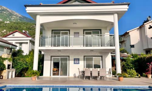 Villa Tan 2 — 2