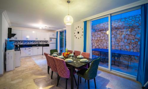 Villa Trios — 20