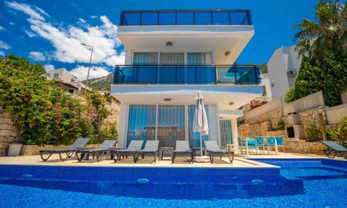 Villa Trios — 5
