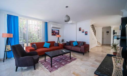 Villa Trios — 15