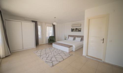 Villa Abis — 60