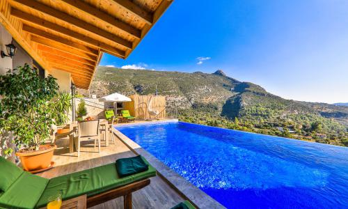 Villa Achyle — 11