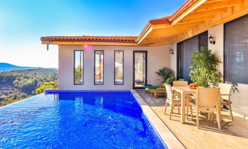 Villa Achyle — 9