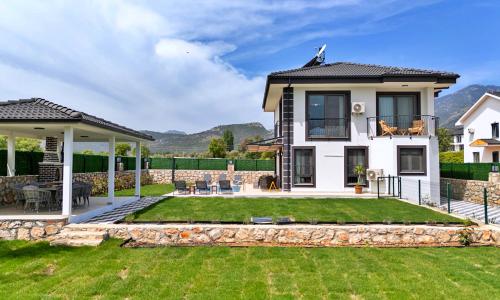 Villa Adada — 1