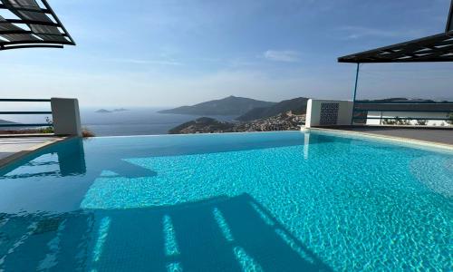 Villa Adora 1 — 1
