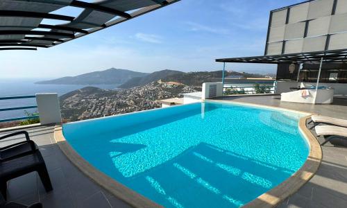 Villa Adora 1 — 5