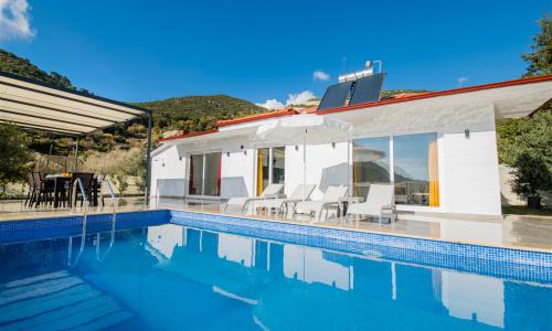 Villa Ahu — 2