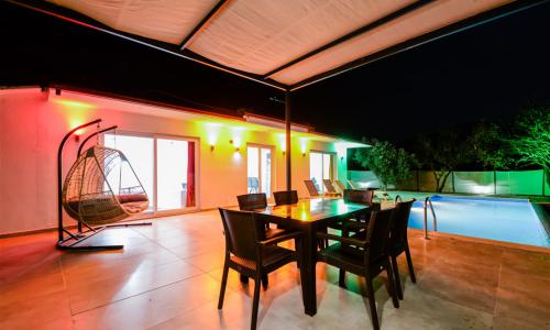 Villa Ahu — 17