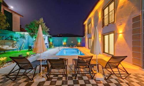 Villa Akre — 1