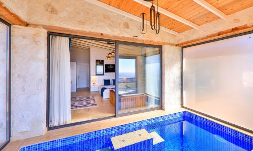 Villa Alaca — 11