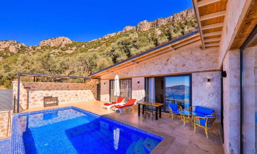 Villa Alaca — 16