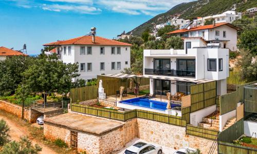 Villa Albedo Blue — 13