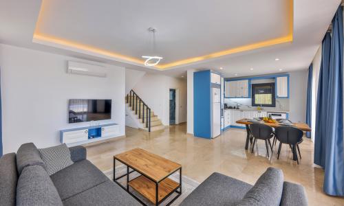 Villa Albedo Blue — 61