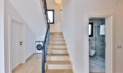 Villa Albedo Blue — 33