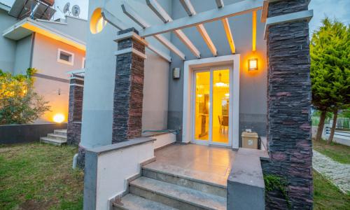 Villa Elora — 4