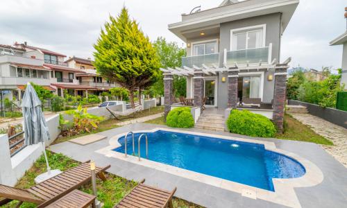Villa Elora — 6