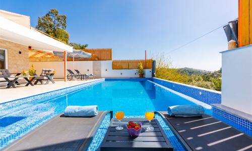 Villa Amber Uno — 8
