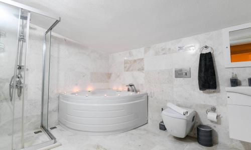 Villa Anatolia — 54