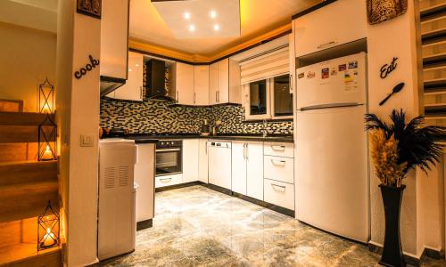 Villa Anatolia — 23