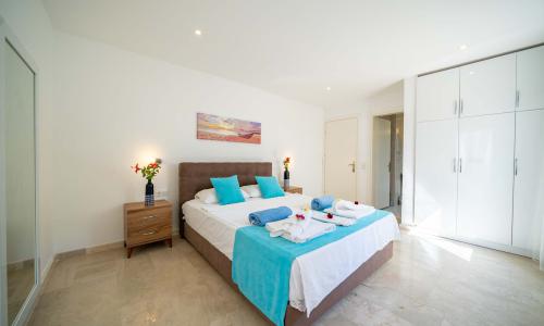 Villa Angel — 33