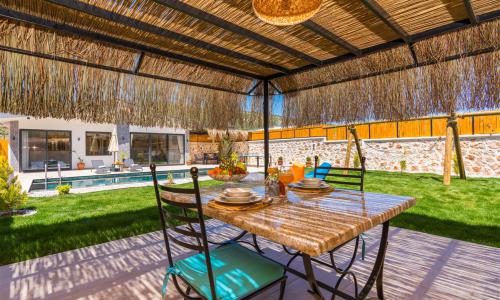 Villa Apollon — 24