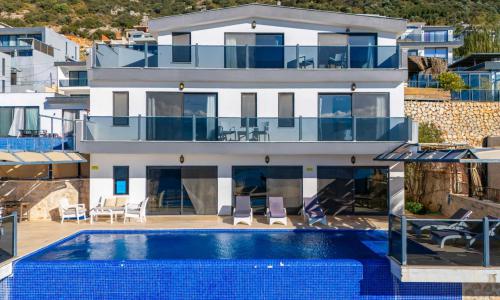 Villa April — 6