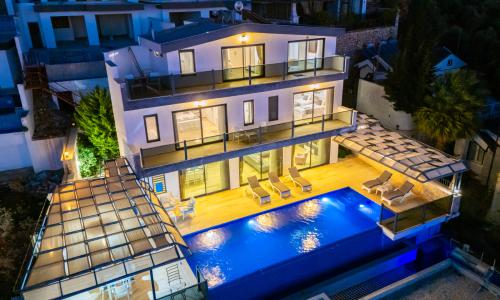 Villa April — 4