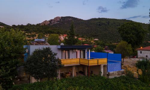 Villa Arslan — 71