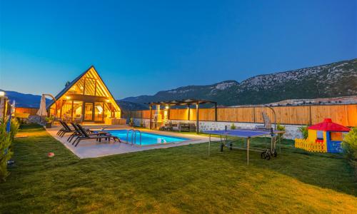 Villa Aslan Bezirgan — 11