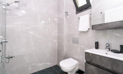 Villa Astanos 1 — 30