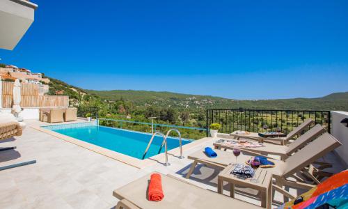 Villa Ata — 98